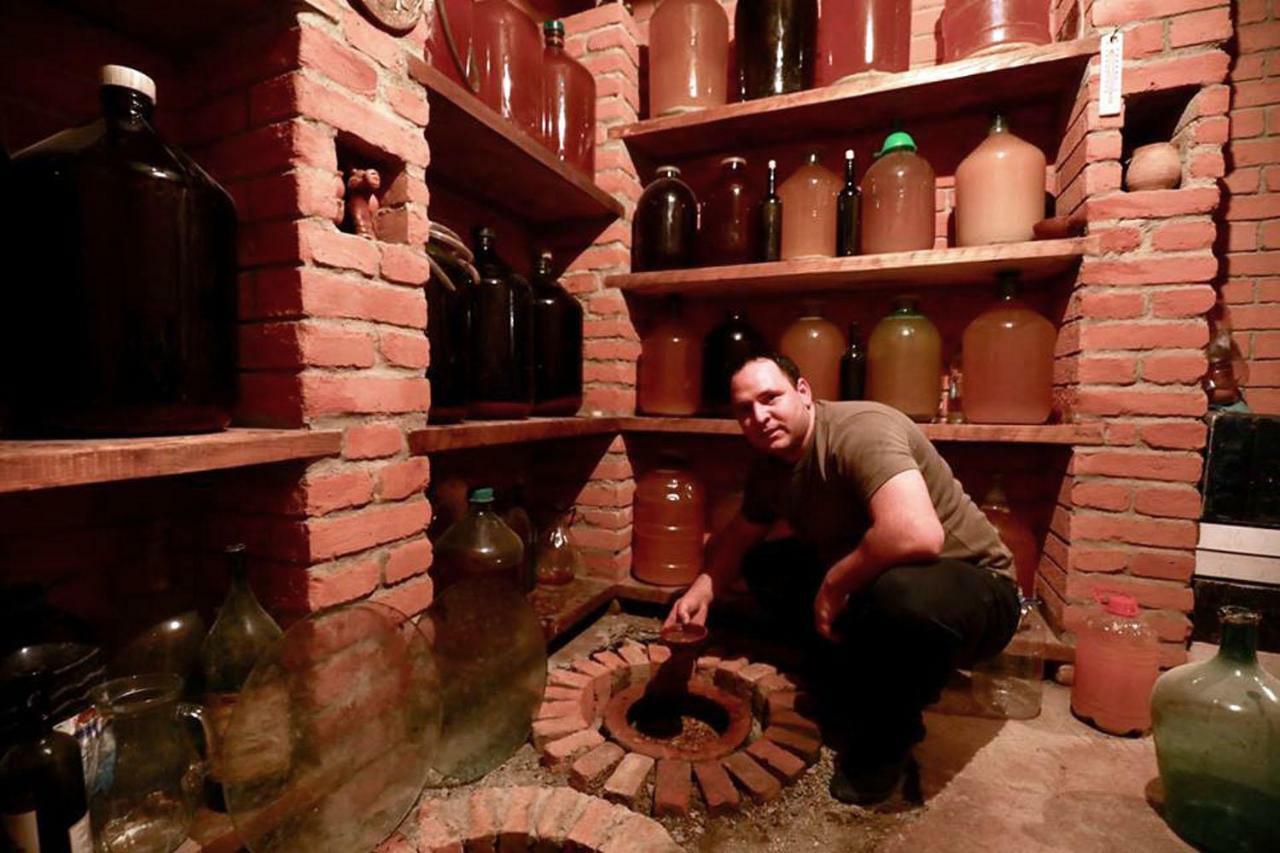 Apartamenti Laliashvilebi'S Wine Cellar Tbilisi Eksteriør billede